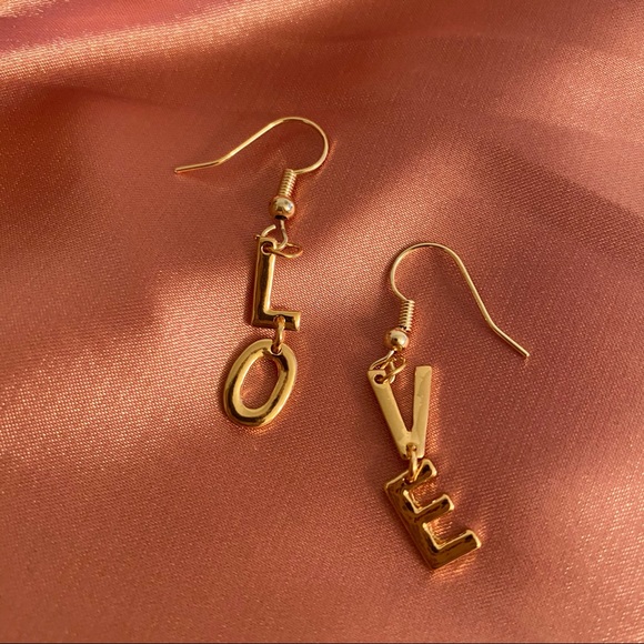 💙💕Last one LOVE Faith 18K Goldplated Hooks - Picture 4 of 7